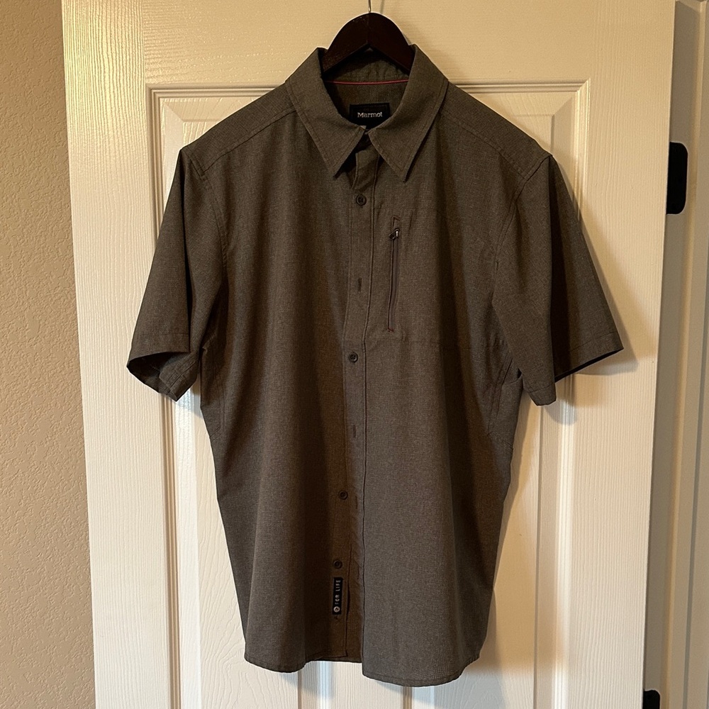 Marmot Men's Gray Button Down Shirt